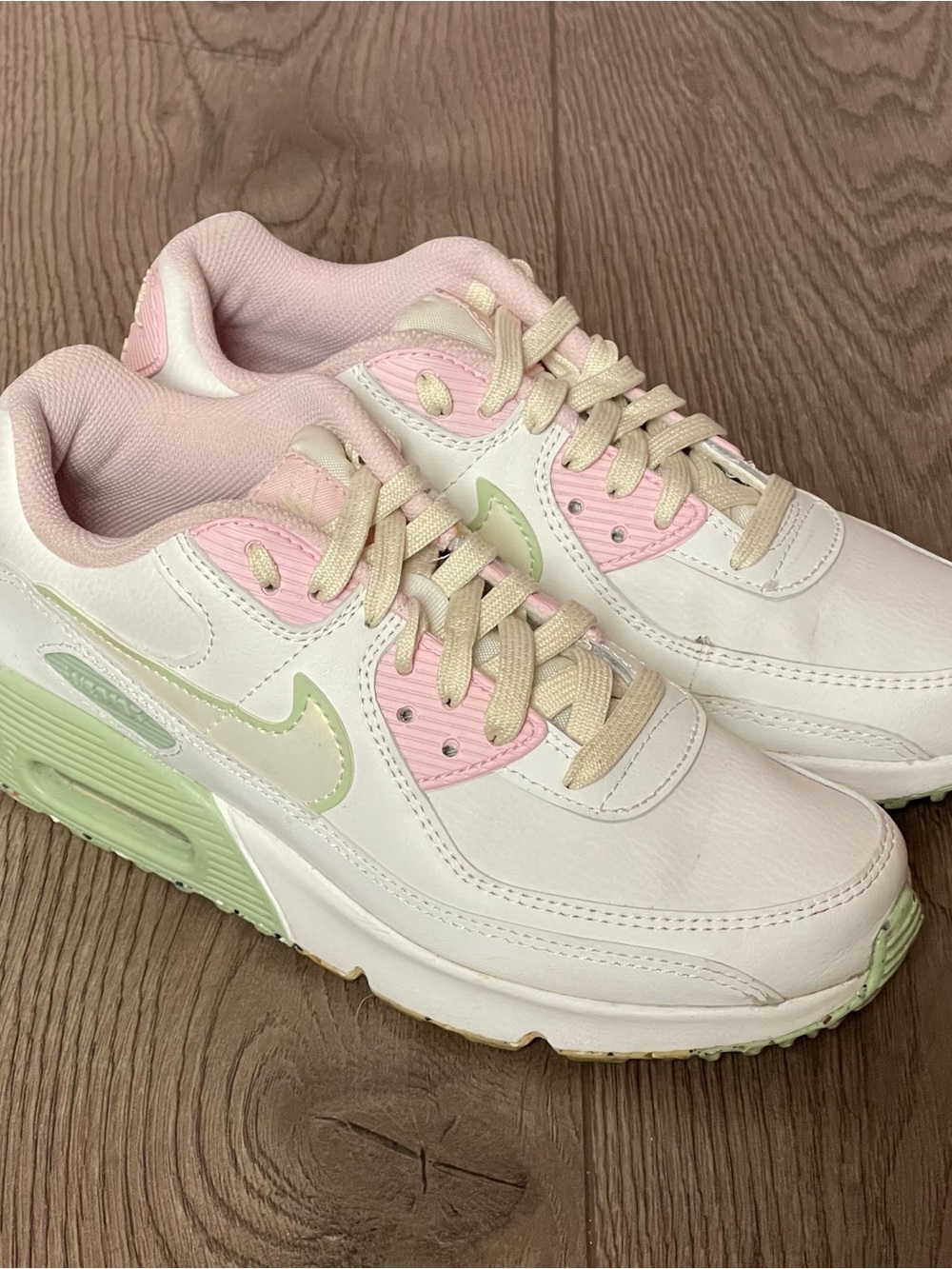 Nike Air Max 90 SE GS White Pink Foam Honeydew Pastel Kids 4.5Y Sneakers